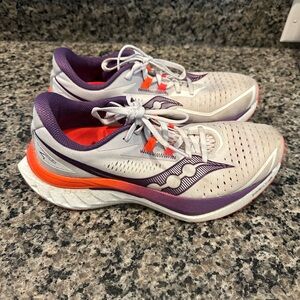 Saucony Endorphin Speed 4. Size 8.5.